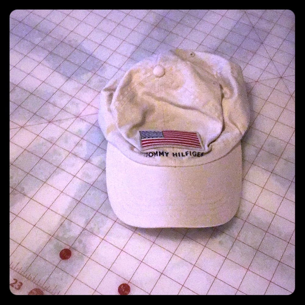 New Tommy Hilfiger Men’s Cap